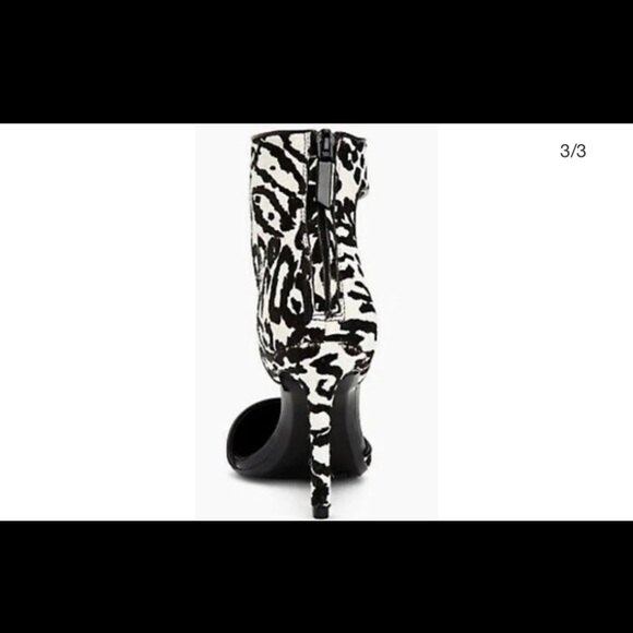 Calvin Klein Rajon - Picture 2 of 3